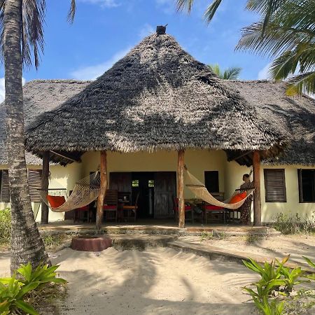 Embedodo Beach House, Ushongo Beach, Pangani Ushongo Mabaoni Bagian luar foto