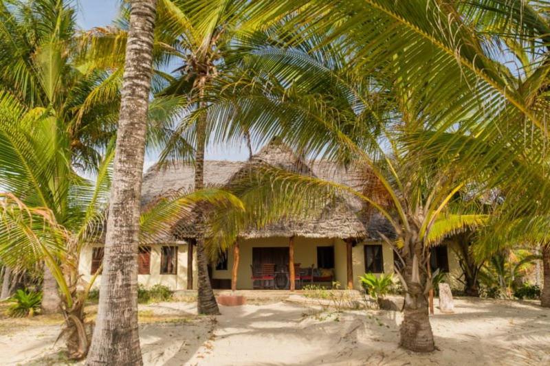 Embedodo Beach House, Ushongo Beach, Pangani Ushongo Mabaoni Bagian luar foto