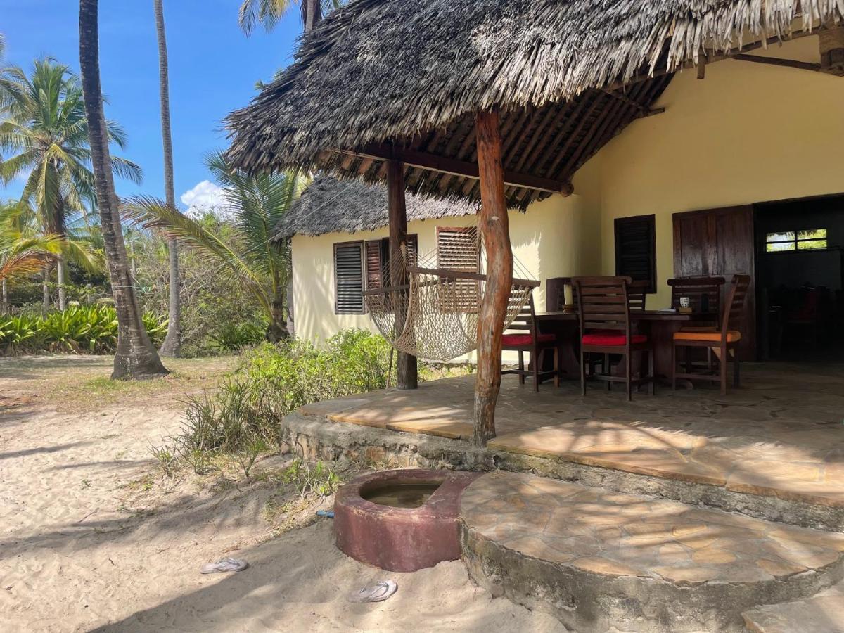 Embedodo Beach House, Ushongo Beach, Pangani Ushongo Mabaoni Bagian luar foto